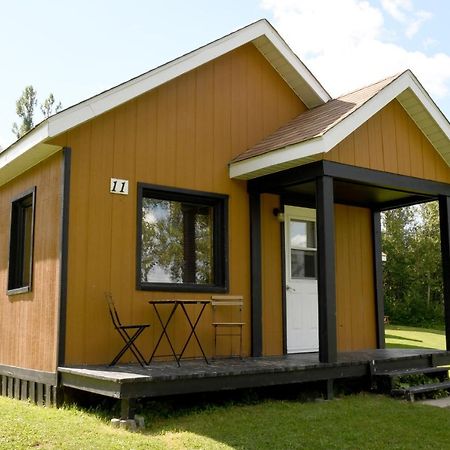 Chalets Du Lac Matapedia Val-Brillant ภายนอก รูปภาพ