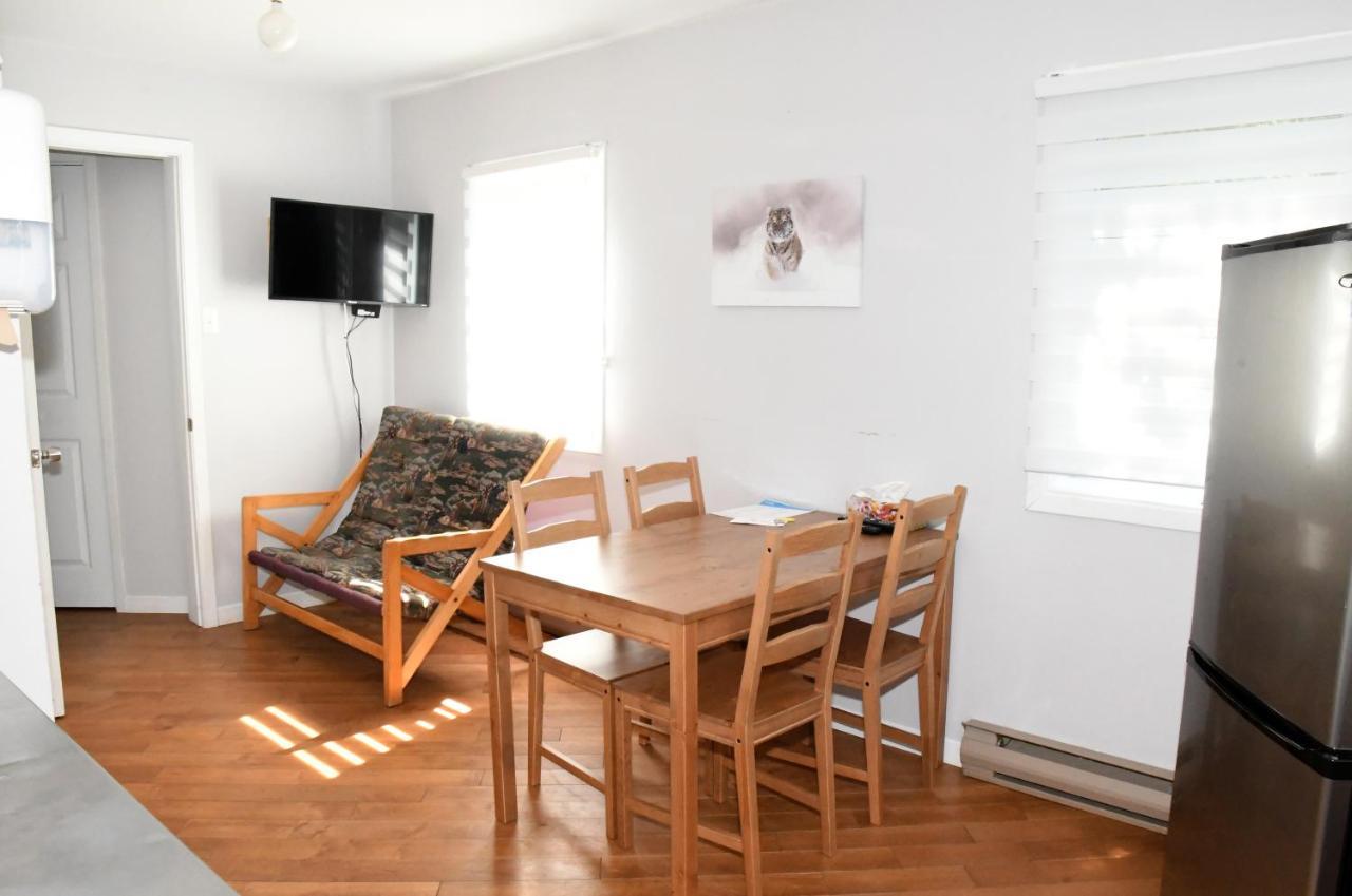Chalets Du Lac Matapedia Val-Brillant ภายนอก รูปภาพ